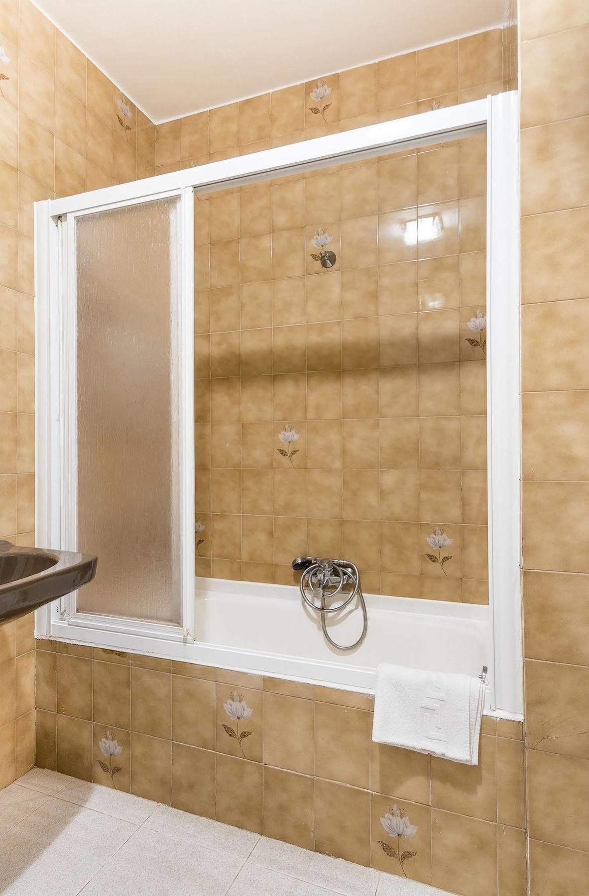 Hostal La Carballinesa Сантьяго-де-Компостела Экстерьер фото
