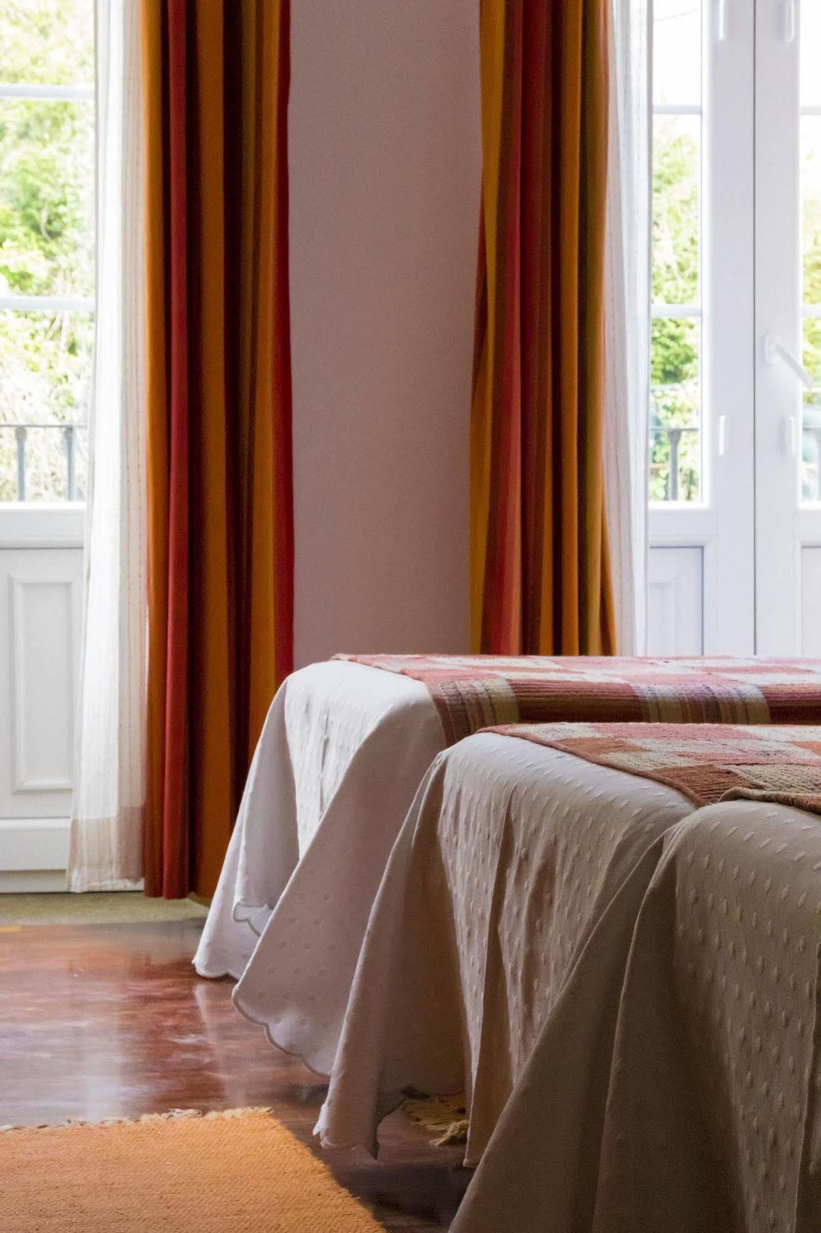 Hostal La Carballinesa Сантьяго-де-Компостела Экстерьер фото